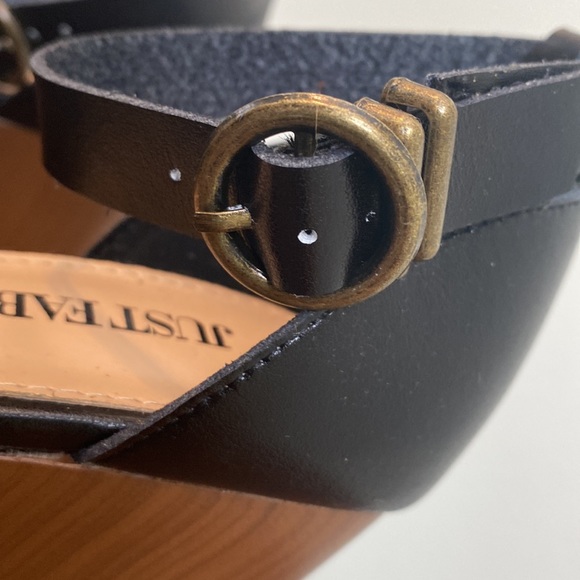 JustFab Paoloa Black/Brown Wedges, Size 8 - Picture 3 of 6